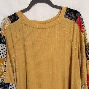 P&Rose Mustard Yellow Top w/Patterned Puffy Sleeves, Size 2X, EUC,MAKE AN OFFER